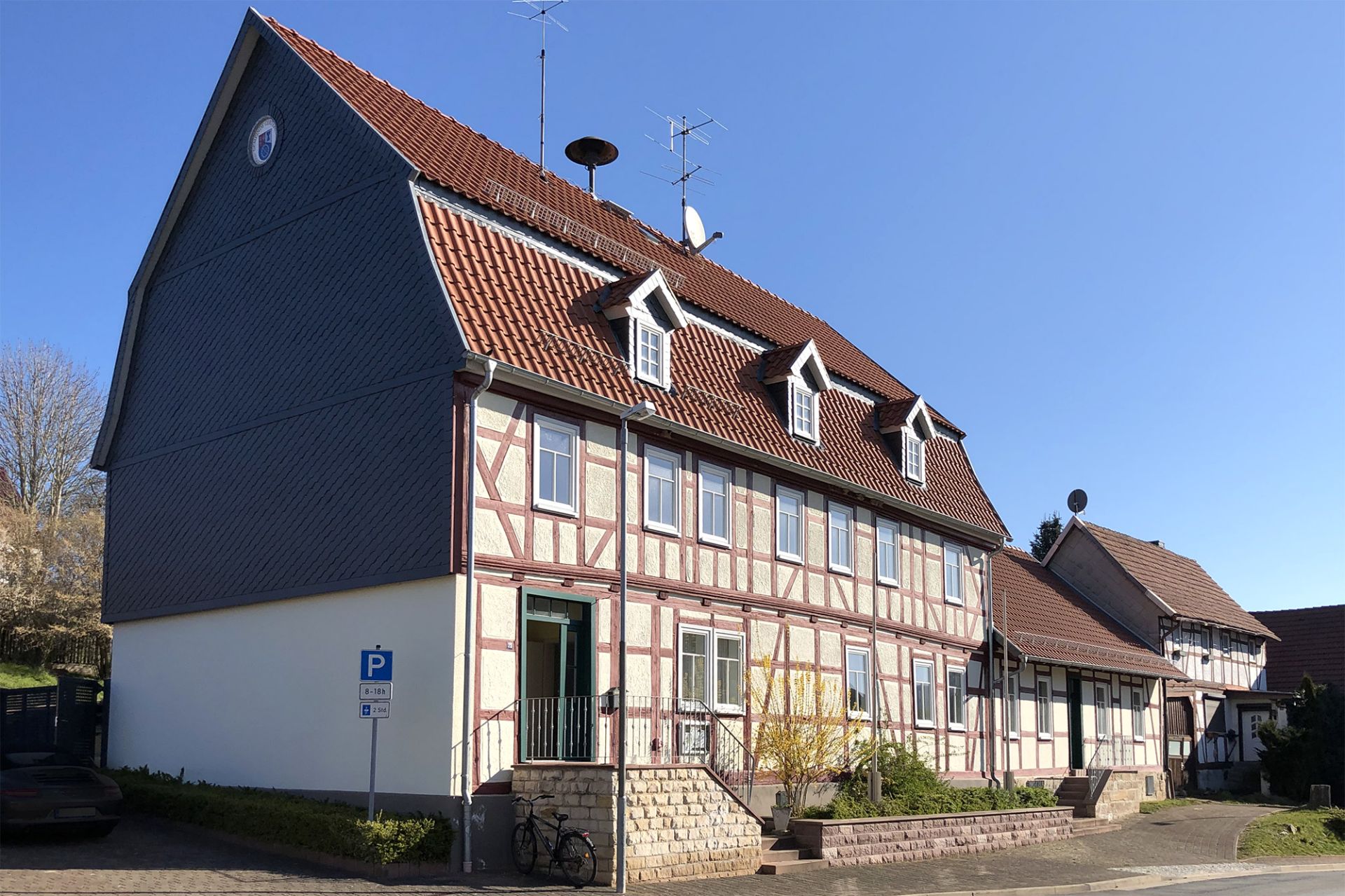 Umbau, Sanierung und Modernisierung Mehrfamilienhaus Denkmalschutz Gerterode, Architekt Michael Flagmeyer